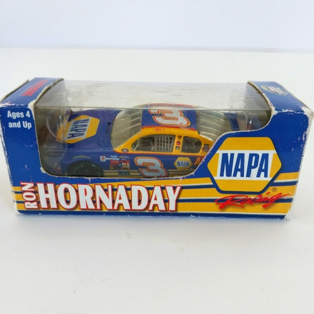 Ron Hornaday #3 Napa Auto Parts 2000 Chevrolet Monte Carlo 1:64 NASCAR #N004